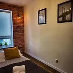 Ceglany Apartment *